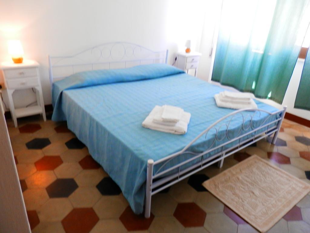 S'Apprigu B&B Càbras Quarto foto